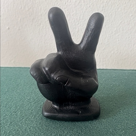 Black Obsidian Peace Sign Sculpture - Picture 2 of 5